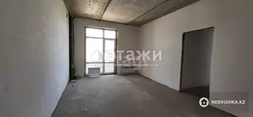 3-комнатная квартира, этаж 8 из 10, 71 м²