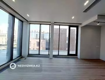 123 м², 3-комнатная квартира, этаж 4 из 4, 123 м², изображение - 1