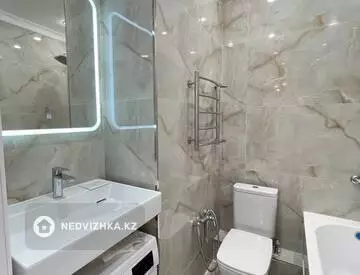 2-комнатная квартира, этаж 4 из 12, 59 м²