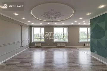 4-комнатная квартира, этаж 3 из 9, 108 м²