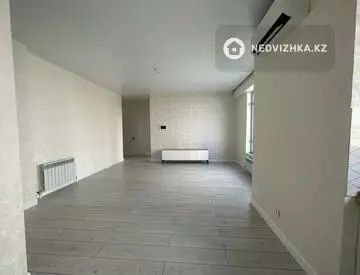 3-комнатная квартира, этаж 5 из 21, 90 м²