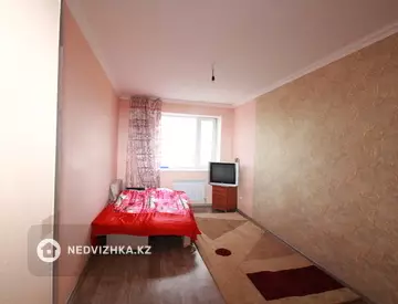 1-комнатная квартира, этаж 3 из 9, 39 м²