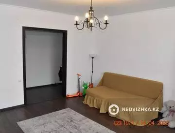 2-комнатная квартира, этаж 11 из 11, 62 м², на длительный срок