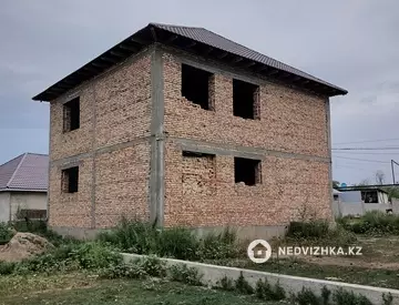 200 м², 5-комнатный дом, 4 соток, 200 м², изображение - 0