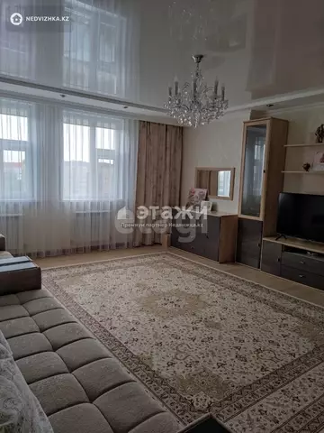 2-комнатная квартира, этаж 9 из 21, 78 м²