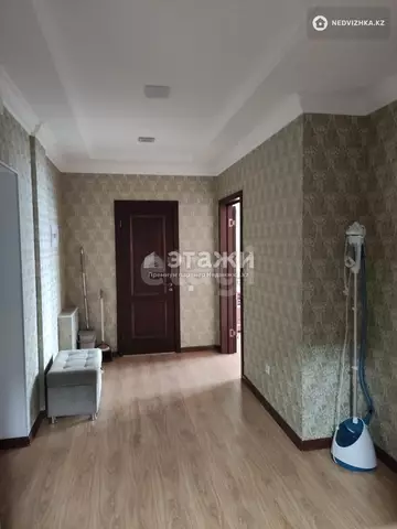 2-комнатная квартира, этаж 9 из 21, 78 м²