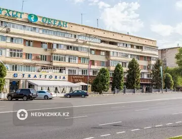 1-комнатная квартира, этаж 4 из 5, 35 м², посуточно