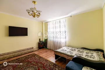 3-комнатная квартира, этаж 1 из 5, 68 м²