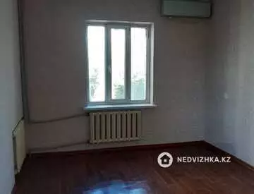 1-комнатная квартира, этаж 3 из 5, 35 м²