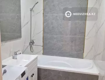 2-комнатная квартира, этаж 3 из 12, 53 м²