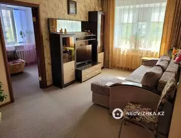 2-комнатная квартира, этаж 3 из 10, 52 м²