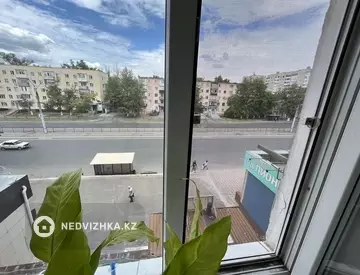 2-комнатная квартира, этаж 3 из 5, 47 м²