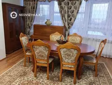 2-комнатная квартира, этаж 3 из 4, 52 м², на длительный срок