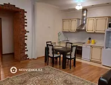 2-комнатная квартира, этаж 3 из 4, 52 м², на длительный срок