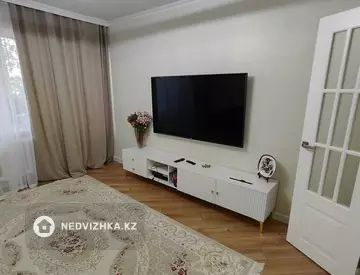 104 м², 5-комнатная квартира, этаж 3 из 5, 104 м², изображение - 0