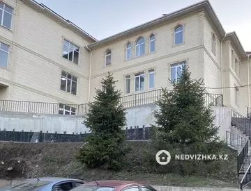 2-комнатная квартира, этаж 3 из 3, 70 м²