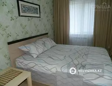 2-комнатная квартира, этаж 3 из 4, 55 м², посуточно