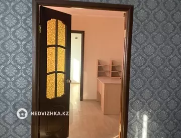 3-комнатная квартира, этаж 1 из 9, 105 м²