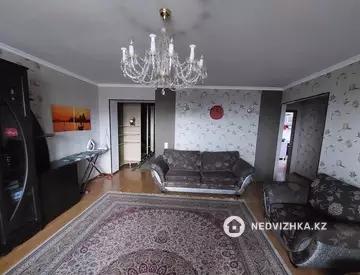 3-комнатная квартира, этаж 4 из 10, 88 м²