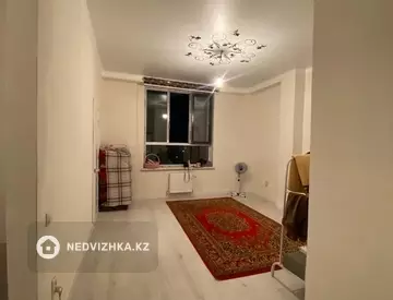 2-комнатная квартира, этаж 9 из 9, 50 м²