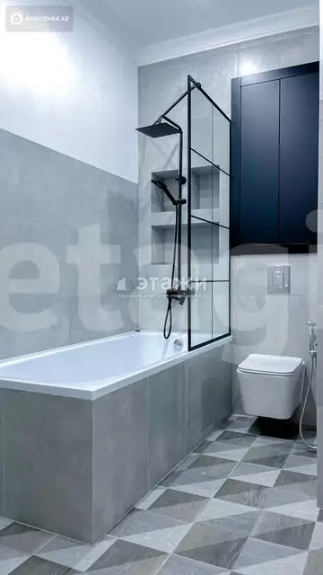 2-комнатная квартира, этаж 10 из 19, 90 м², на длительный срок