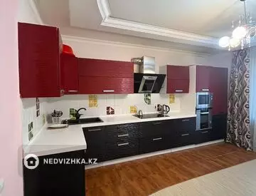 5-комнатный дом, 5 соток, 300 м², посуточно