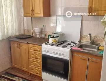 1-комнатная квартира, этаж 2 из 5, 39 м², на длительный срок