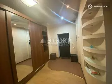 3-комнатная квартира, этаж 10 из 15, 100 м², на длительный срок