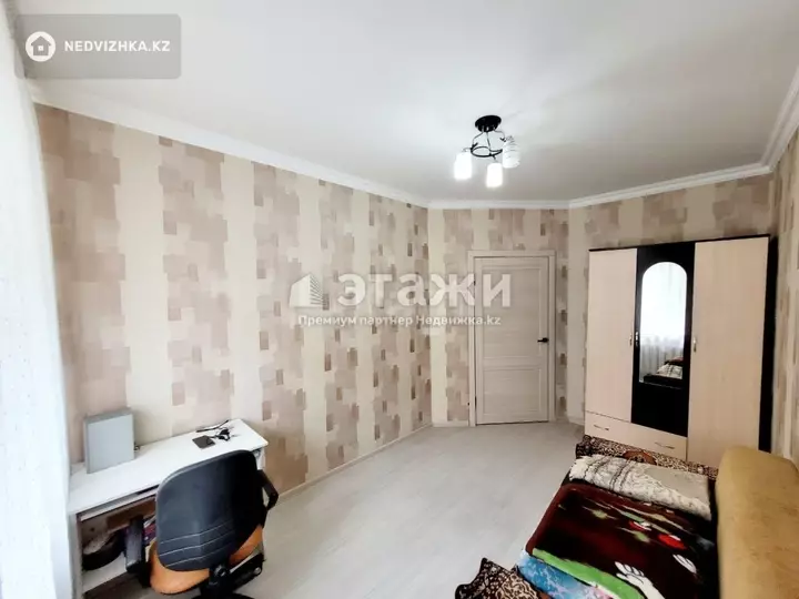 69.5 м², 3-комнатная квартира, этаж 3 из 9, 70 м², изображение - 1