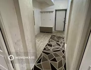 3-комнатная квартира, этаж 4 из 5, 93 м²