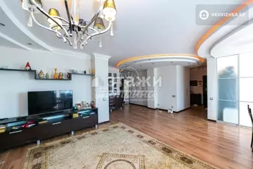 4-комнатная квартира, этаж 15 из 15, 149 м²