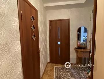 1-комнатная квартира, этаж 4 из 6, 35 м²