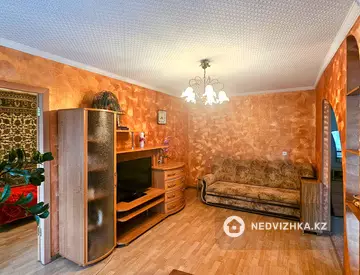 2-комнатная квартира, этаж 2 из 5, 45 м²