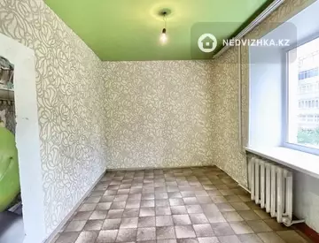 3-комнатная квартира, этаж 2 из 9, 52 м²