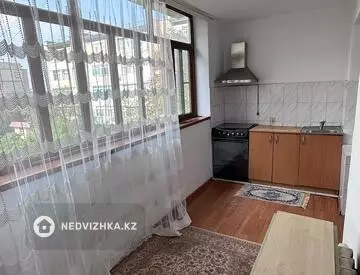 57 м², 2-комнатная квартира, этаж 3 из 5, 57 м², изображение - 4