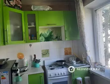 2-комнатная квартира, этаж 3 из 5, 60 м²