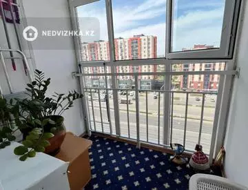 2-комнатная квартира, этаж 9 из 12, 56 м²