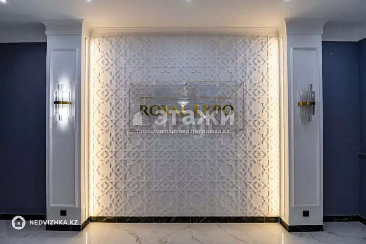 212.98 м², 3-комнатная квартира, этаж 3 из 7, 213 м², изображение - 1