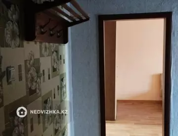 2-комнатная квартира, этаж 3 из 5, 50 м²