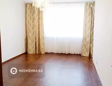 2-комнатная квартира, этаж 4 из 15, 67 м²