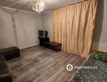 65 м², 2-комнатная квартира, этаж 4 из 6, 65 м², на длительный срок, изображение - 0