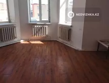 350 м², 10-комнатный дом, 10 соток, 350 м², изображение - 0