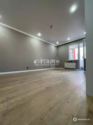 2-комнатная квартира, этаж 12 из 12, 62 м²