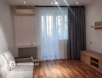 1-комнатная квартира, этаж 4 из 4, 31 м²