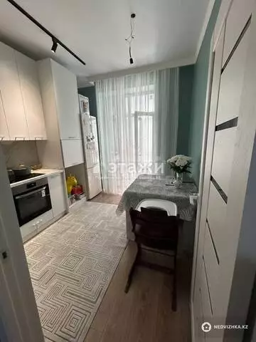 1-комнатная квартира, этаж 1 из 9, 38 м²