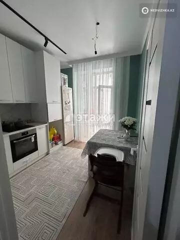 1-комнатная квартира, этаж 1 из 9, 38 м²