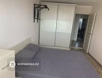 4-комнатная квартира, этаж 9 из 9, 78 м²