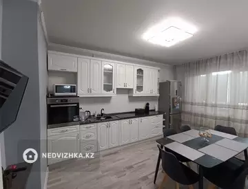 2-комнатная квартира, этаж 16 из 16, 93 м²