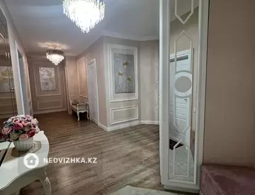 190 м², 5-комнатная квартира, этаж 3 из 13, 190 м², изображение - 0