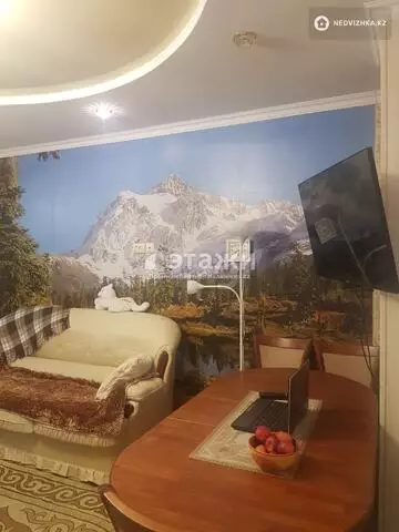 2-комнатная квартира, этаж 3 из 12, 84 м²